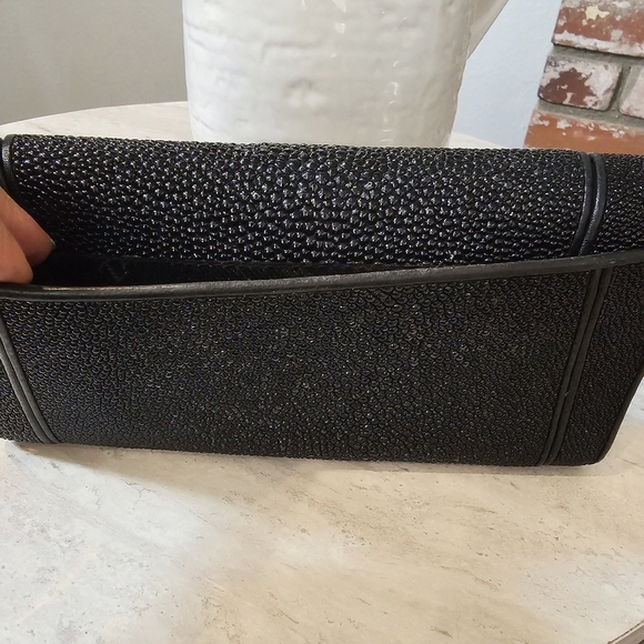 Genuine Stingray Skin Pebble Black Clutch Trifold Wallet Magnetic Closure - Picture 15 of 16
